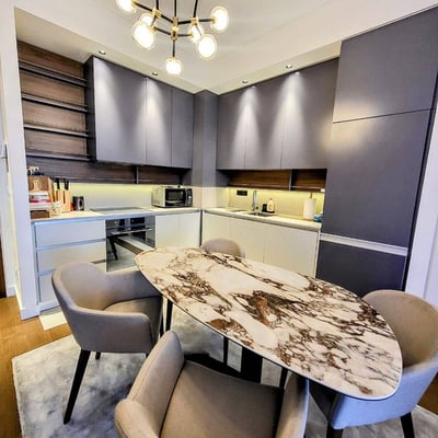 Location d’un appartement spacieux de 3 pièces, 104 m², avec terrasse, Belgrade, Serbie